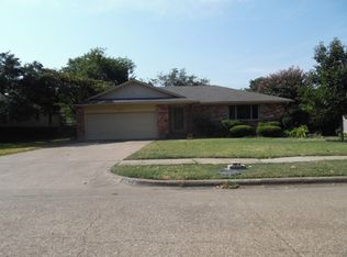 8428 Suncrest Dr, Dallas, TX 75228