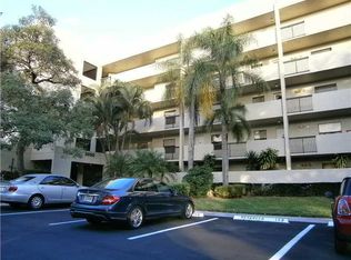 3050 NW 42nd Ave APT C105, Pompano Beach, FL 33066