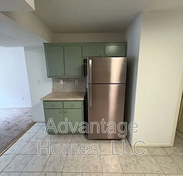 801 Johnson Cir #B — Photo 22