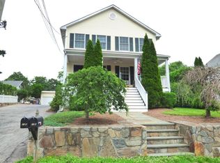 25 Suburban Ave FLOOR 2, Cos Cob, CT 06807