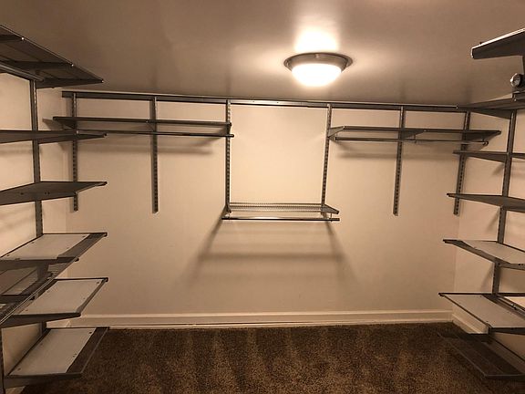 4th image of 3018 Balearic Dr SE