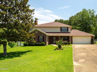 6372 Ashley Cir, Jackson, MS 39213