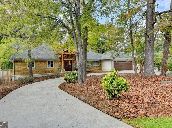 5004 Delverton Ct, Atlanta, GA 30338