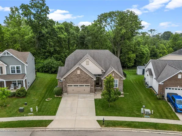 1454 Indigo Dr, Fairborn, OH 45324