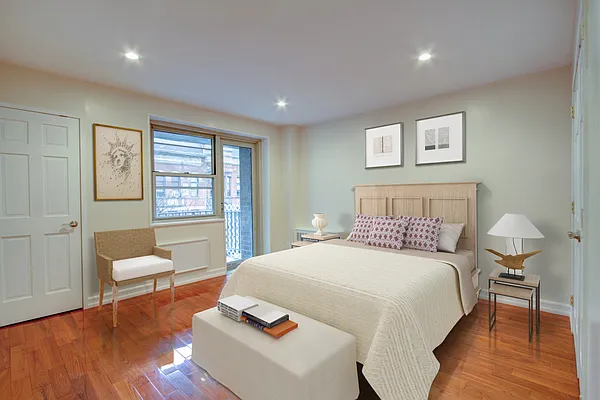 Rented by Compass | media 12