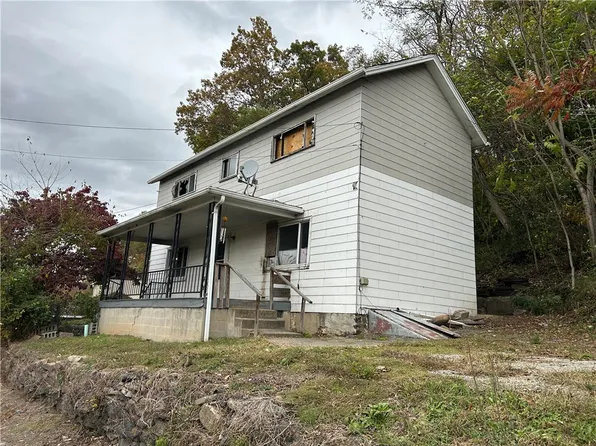 605 Howell St, Dawson, PA 15428