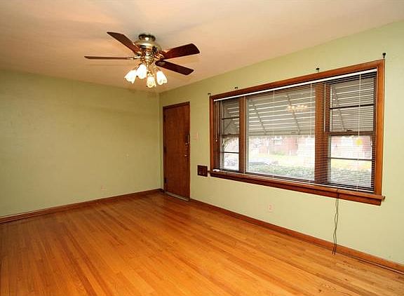 5th image of 4962 Loughborough Ave