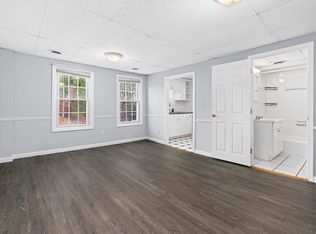 70 Saint Paul St #2L, North Smithfield, RI 02896