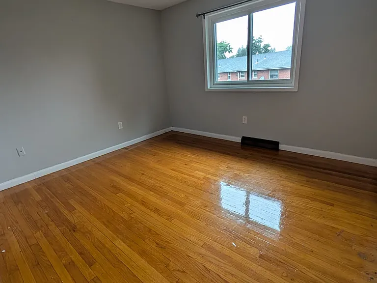 217 Fairfield St #2RR — Photo 5