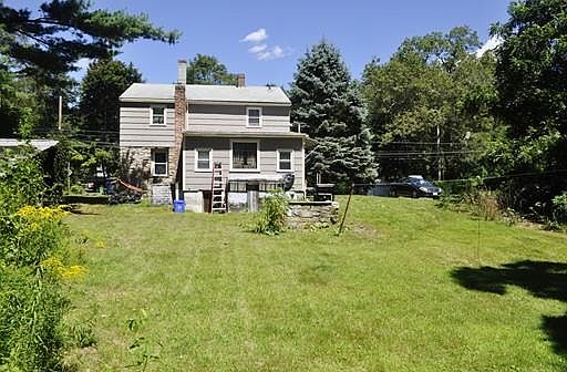3rd image of 31 Milford St