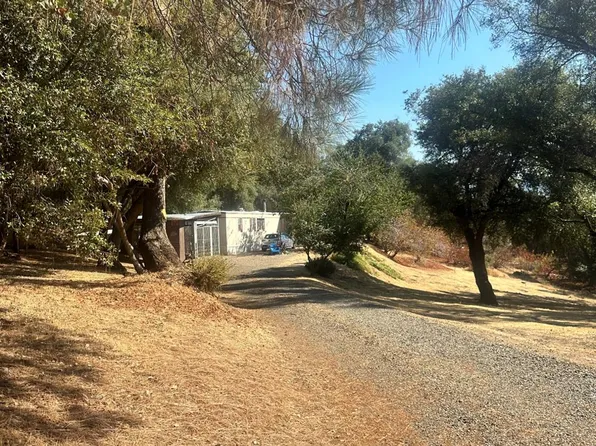 40845 Jean Rd E, Oakhurst, CA 93644