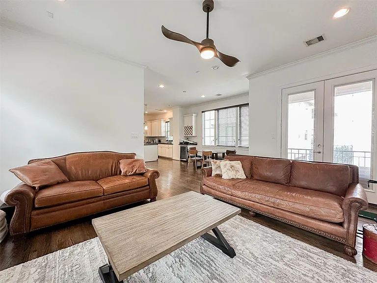 2 Hermann Park Ct — Photo 17