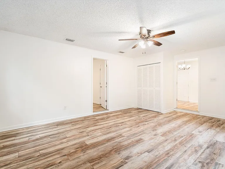 2507 Taylor Ave — Photo 12