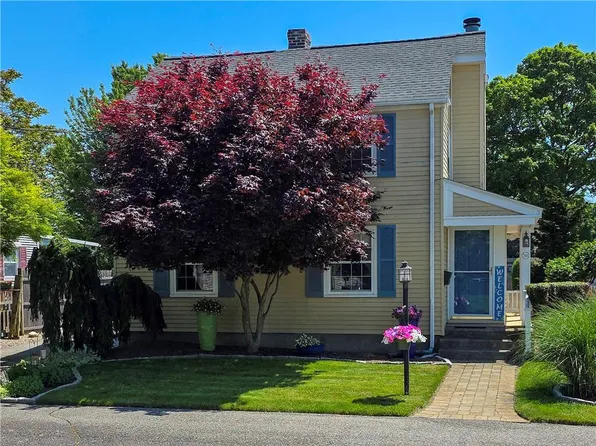 369 Vine St, Pawtucket, RI 02861