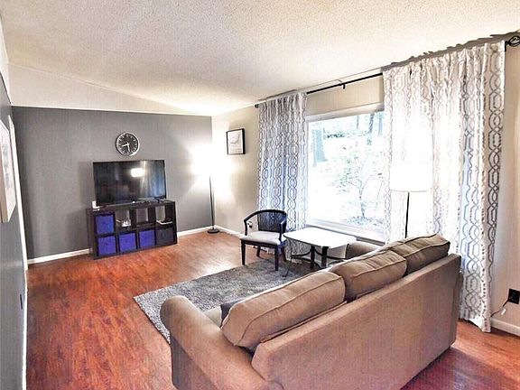 4th image of 3 Grisham Cir