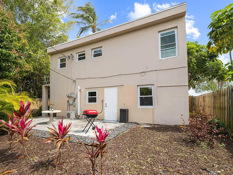 5409 N Flagler Dr — Photo 15