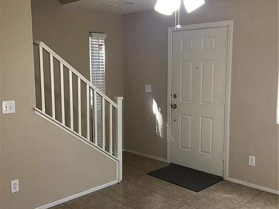 4th image of 4948 Blue Marlin Ave