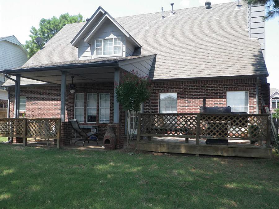 2nd image of 7419 S 109th Ave E