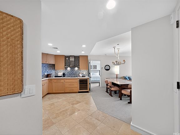 4th image of 223 Saratoga Rd #3008
