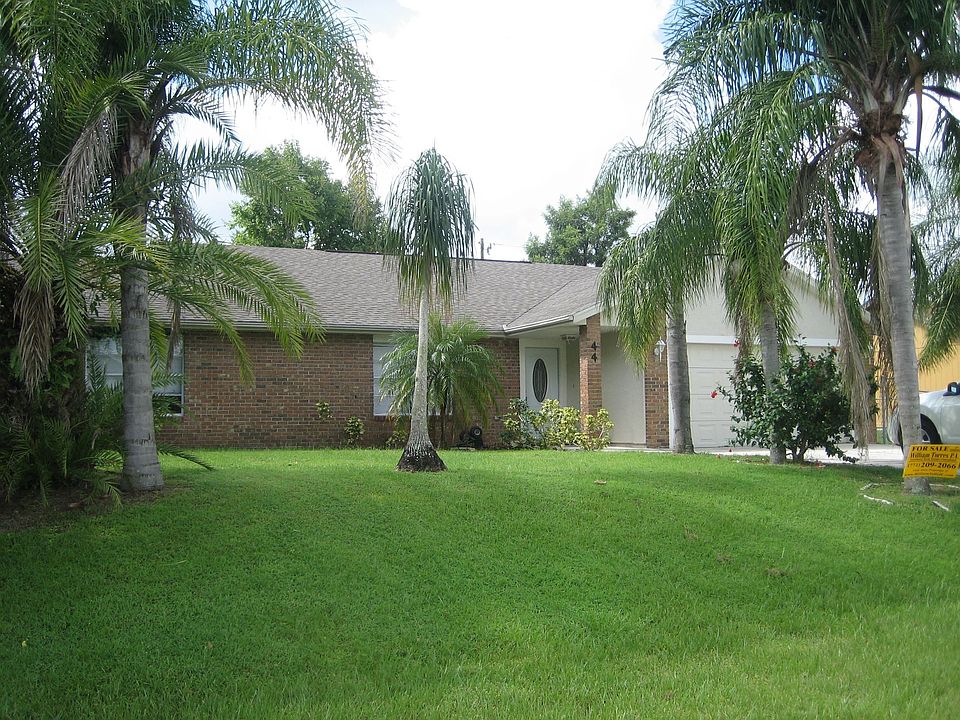 2nd image of 442 SW Lakota Ave