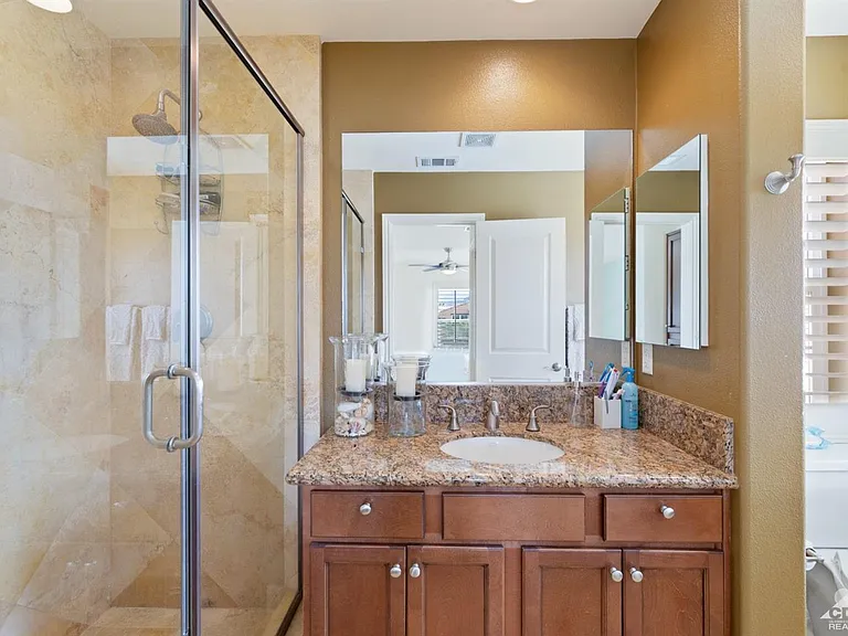 52130 Rosewood Ln — Photo 46
