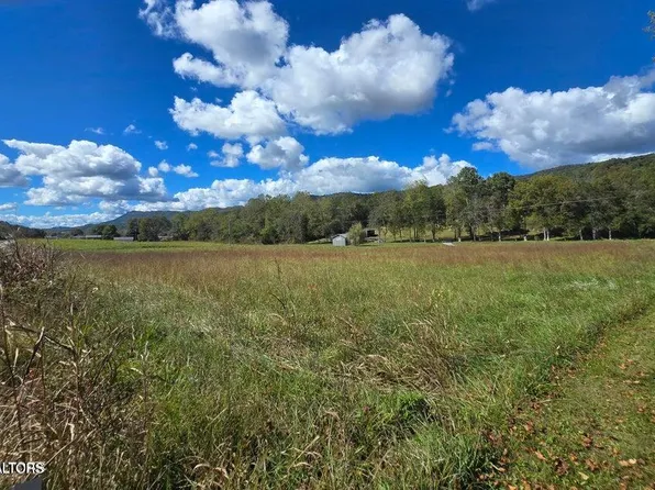 20377 Wilderness Rd, Rose Hill, VA 24281