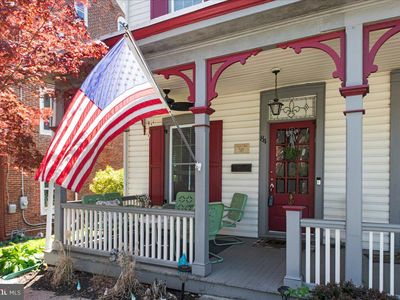 84 S Clinton St, Doylestown, PA, 18901