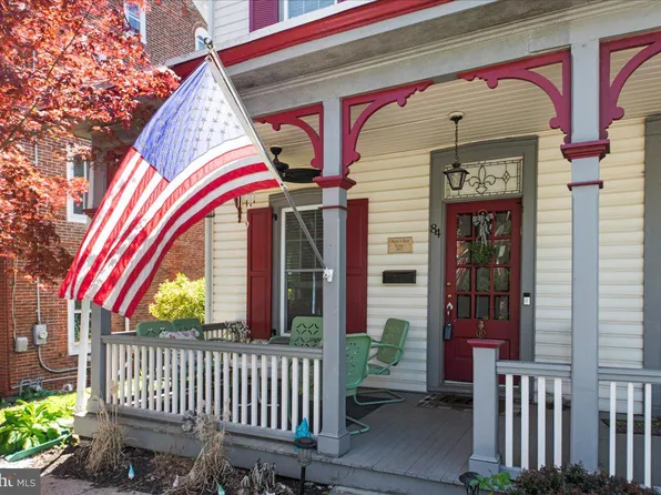 84 S Clinton St, Doylestown, PA 18901