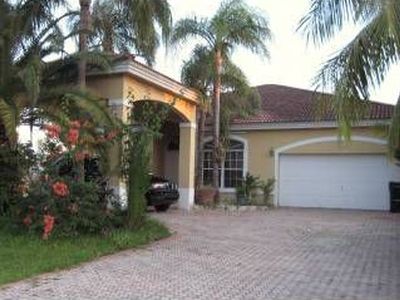 9940 NW 27th Ter, Doral, FL, 33172