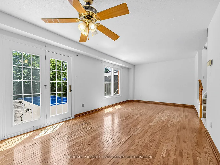 739 Edgewood Rd — Photo 10