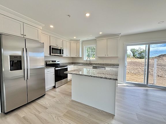 4th image of 2G Valley Creek Ln #2G