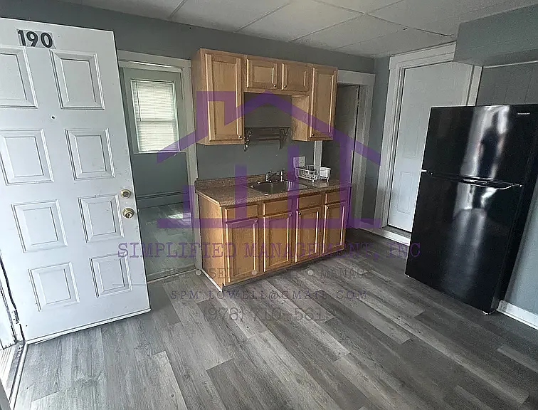 192 Pine St #190 — Photo 1