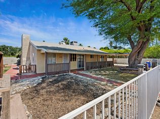 670 S Highland Dr, Palm Springs, CA 92264