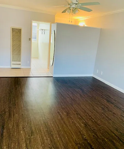 2304 S Carmelina Ave #5 — Photo 3