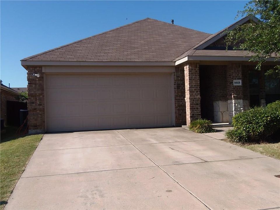 1st image of 9505 Palm Valley Dr
