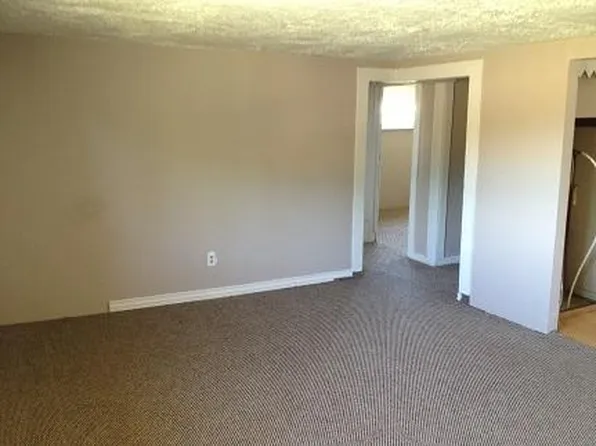 3232 Crimson Rd, Mansfield, OH 44903