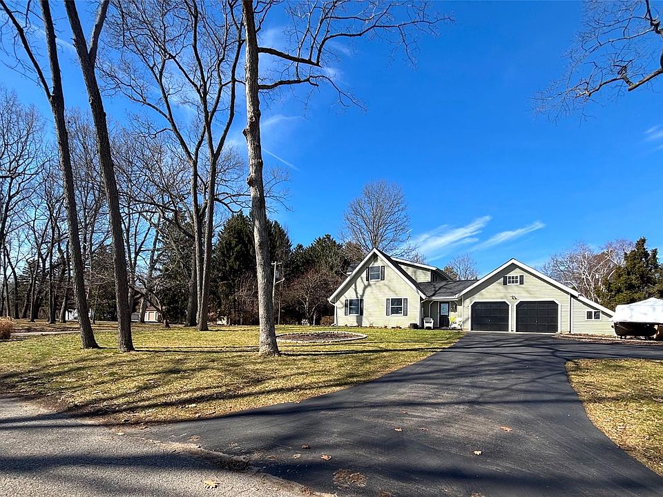 1st image of 11834 Eriksen Dr