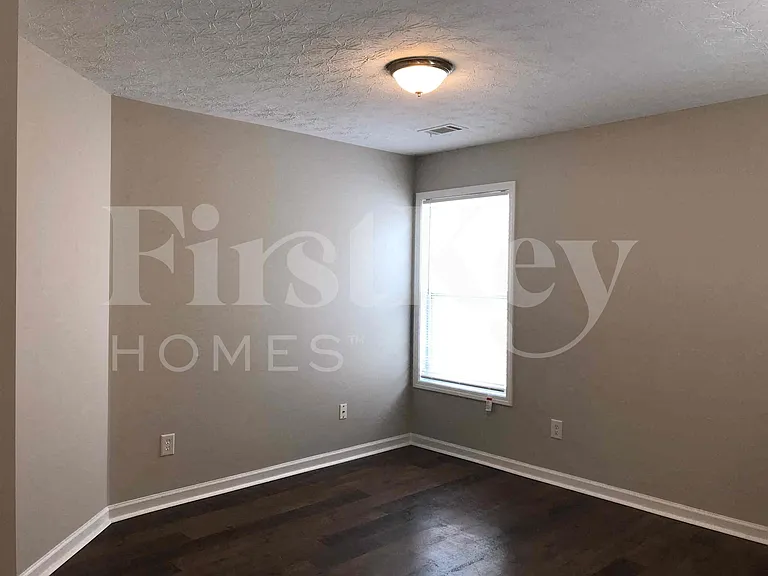 311 Azalea Loop — Photo 11