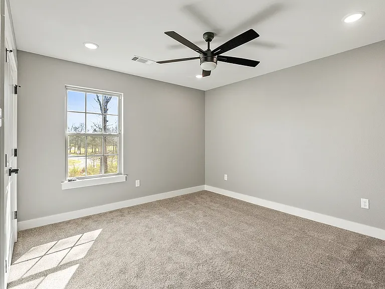 1275 Acuff Ln — Photo 34