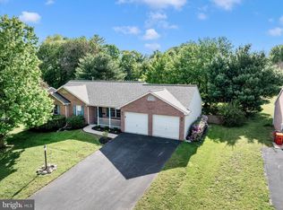 228 Montclair Ct, Hagerstown, MD 21742