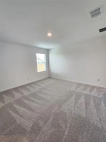 3 bed, 1474 sqft, $1,745 — Photo 4