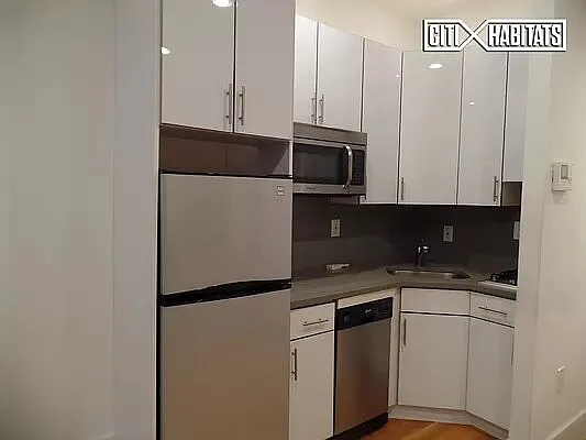 Rented by Corcoran | media 11