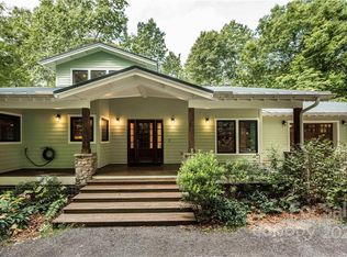 1218 Spanish Oak Dr, Cedar Mountain, NC 28718