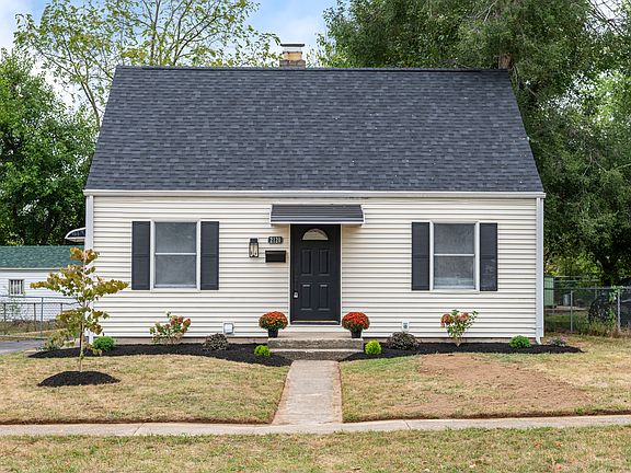 2nd image of 2120 W Bataan Dr