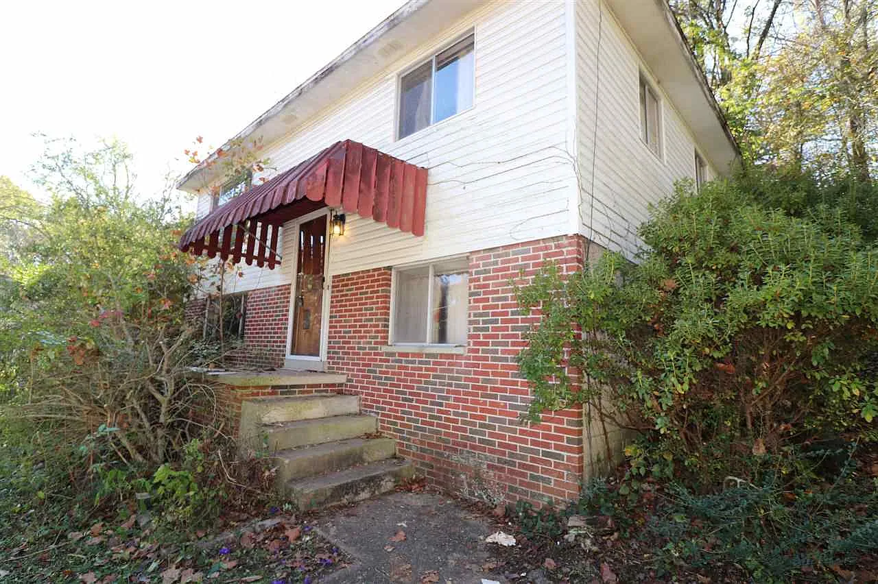 213 Maupin Rd photo 1