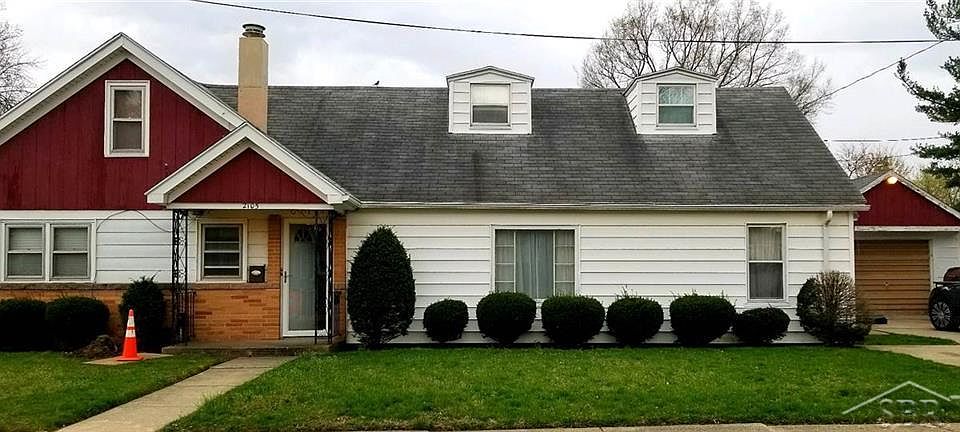 1st image of 2105 Marquette St