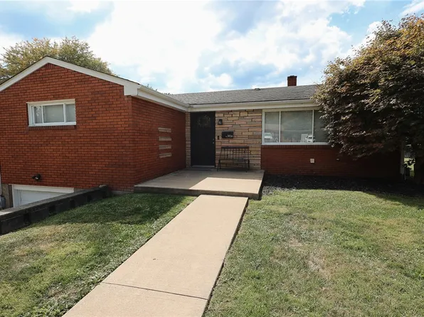 3056 Fairway Dr, New Kensington, PA 15068
