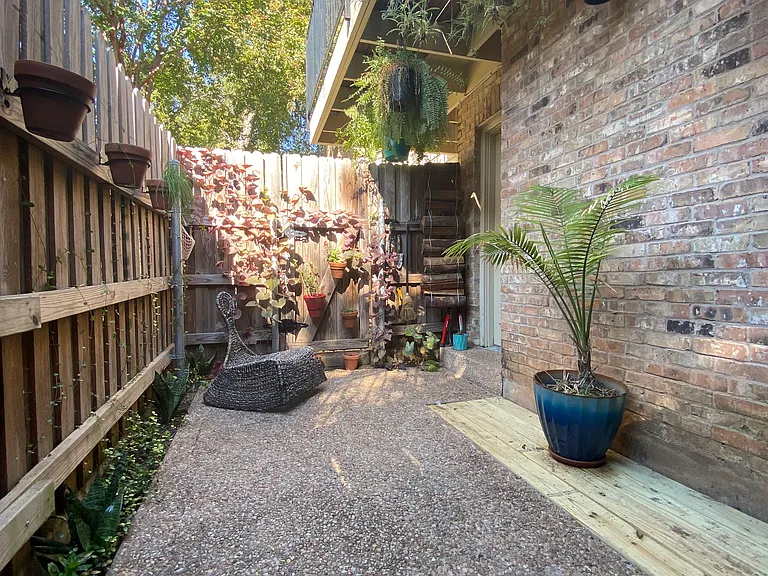 2906 West Ave #2 — Photo 8