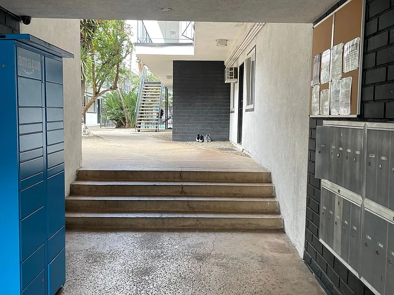 The Nicole Apartments — Photo 16