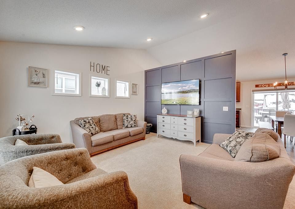1st image of 13847 Adelle Ave